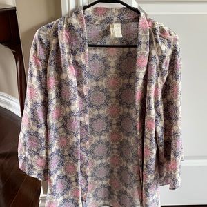 Short cardigan/sweater